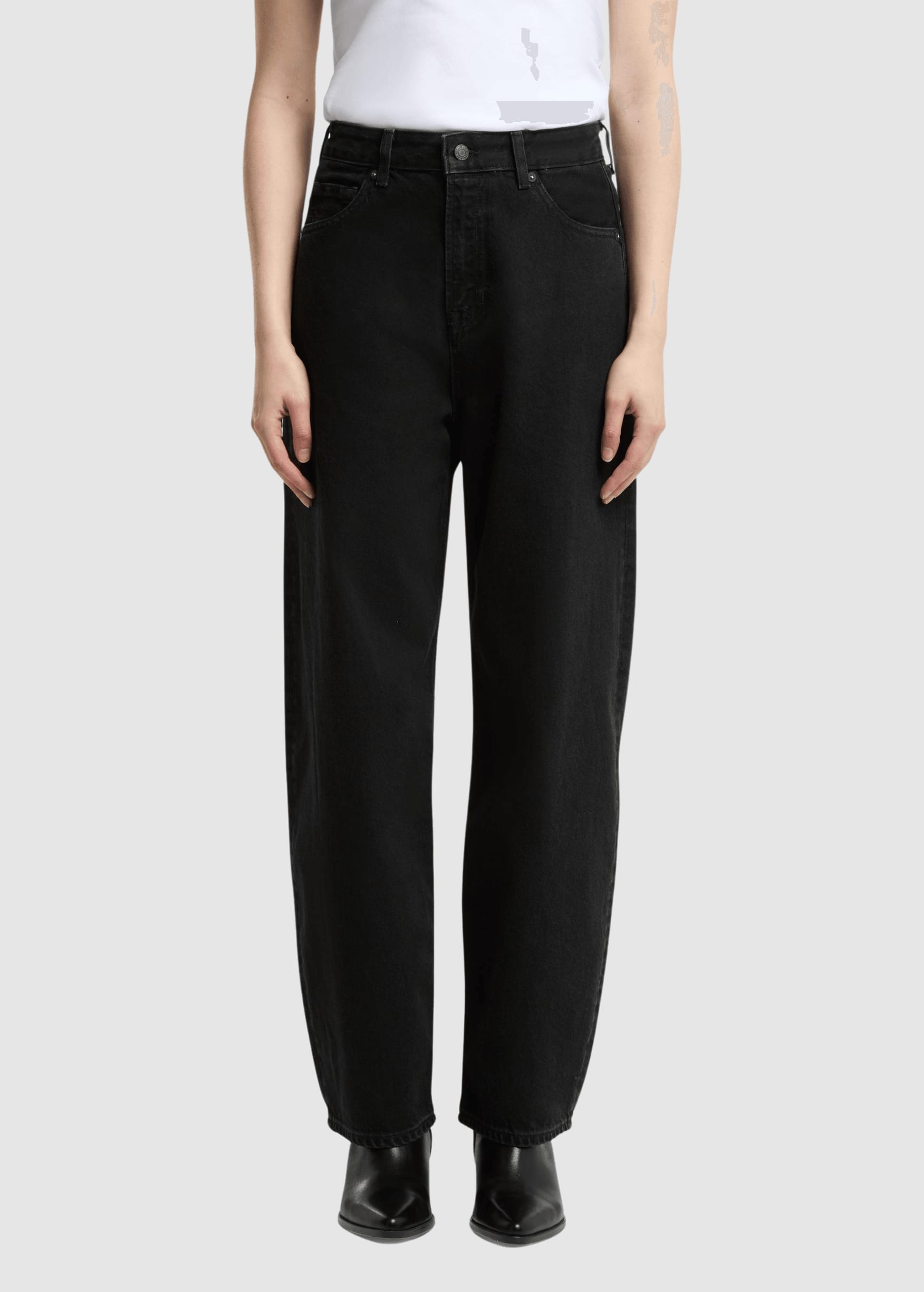Leila Holo Black Used