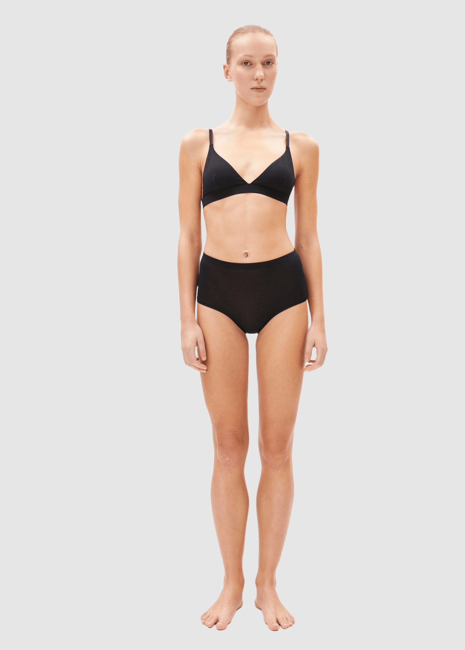 Birtaa Shorty Black