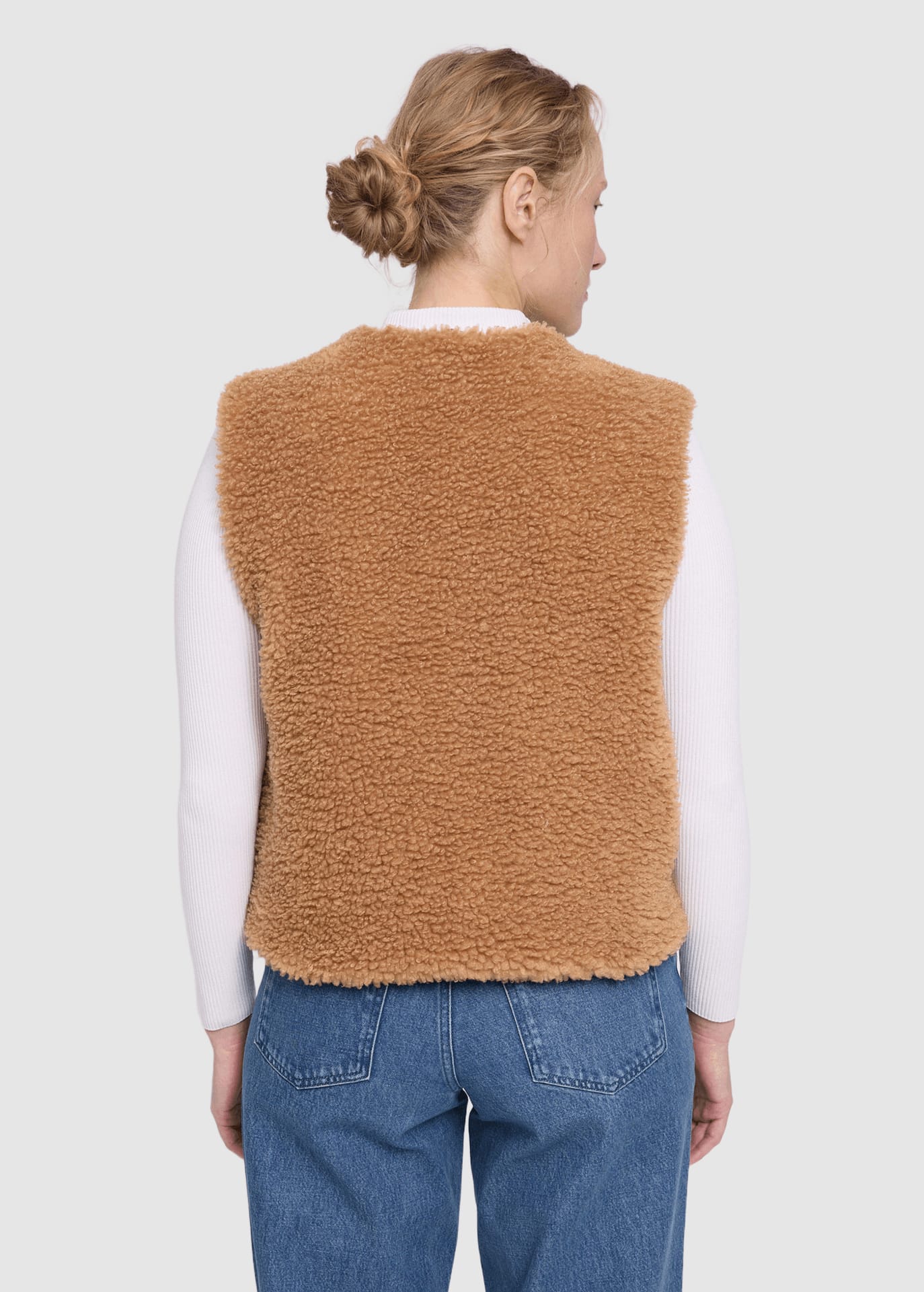 Faux-Fur Vest Fawn