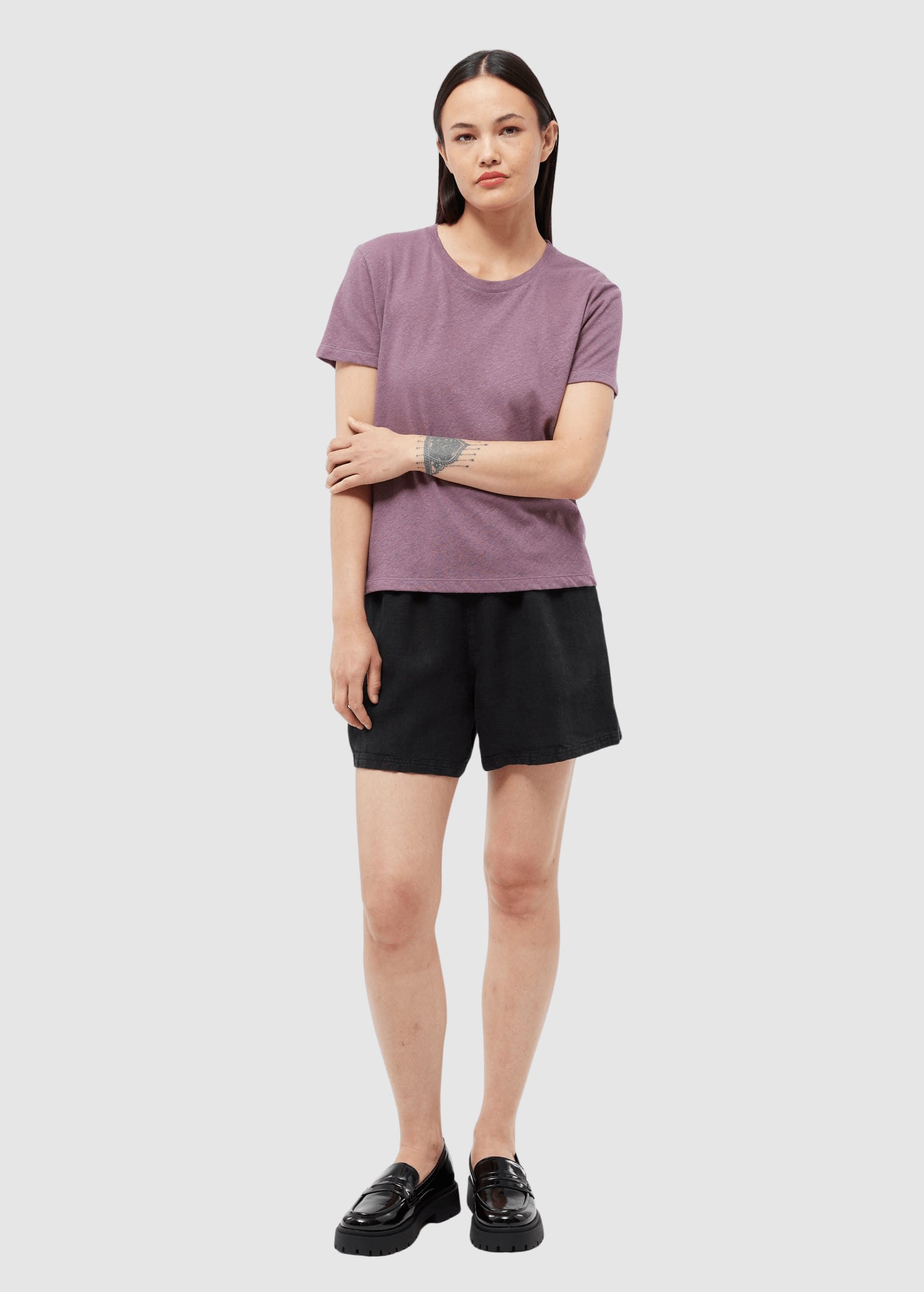 Gbjulia English Violet