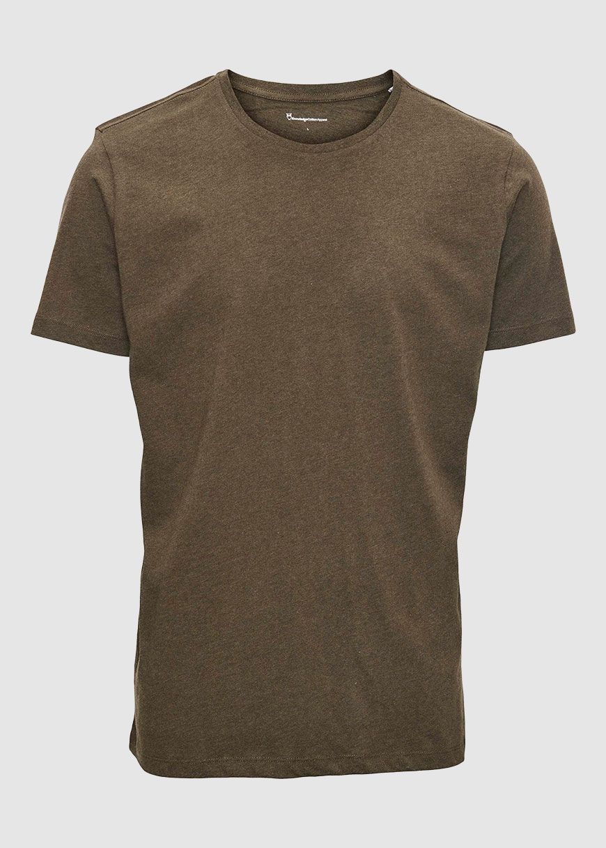 Basic T-Shirt Basic T-Shirt