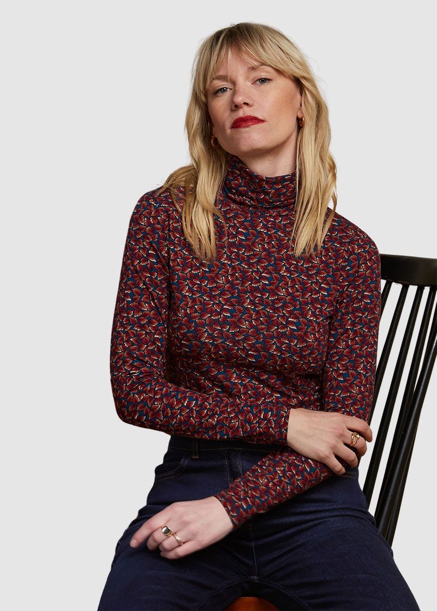 Betsy Rollneck Top Autumn Betsy Rollneck Top Autumn