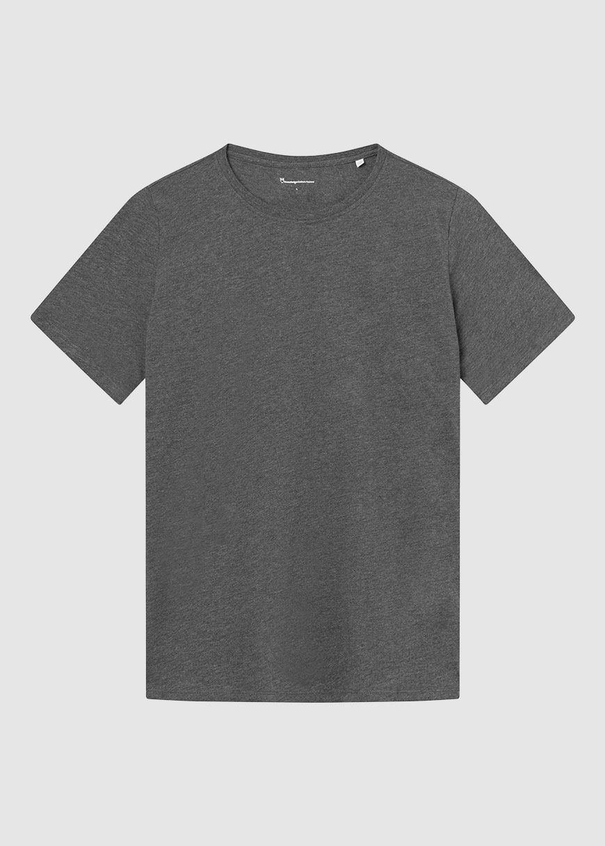 Basic T-Shirt