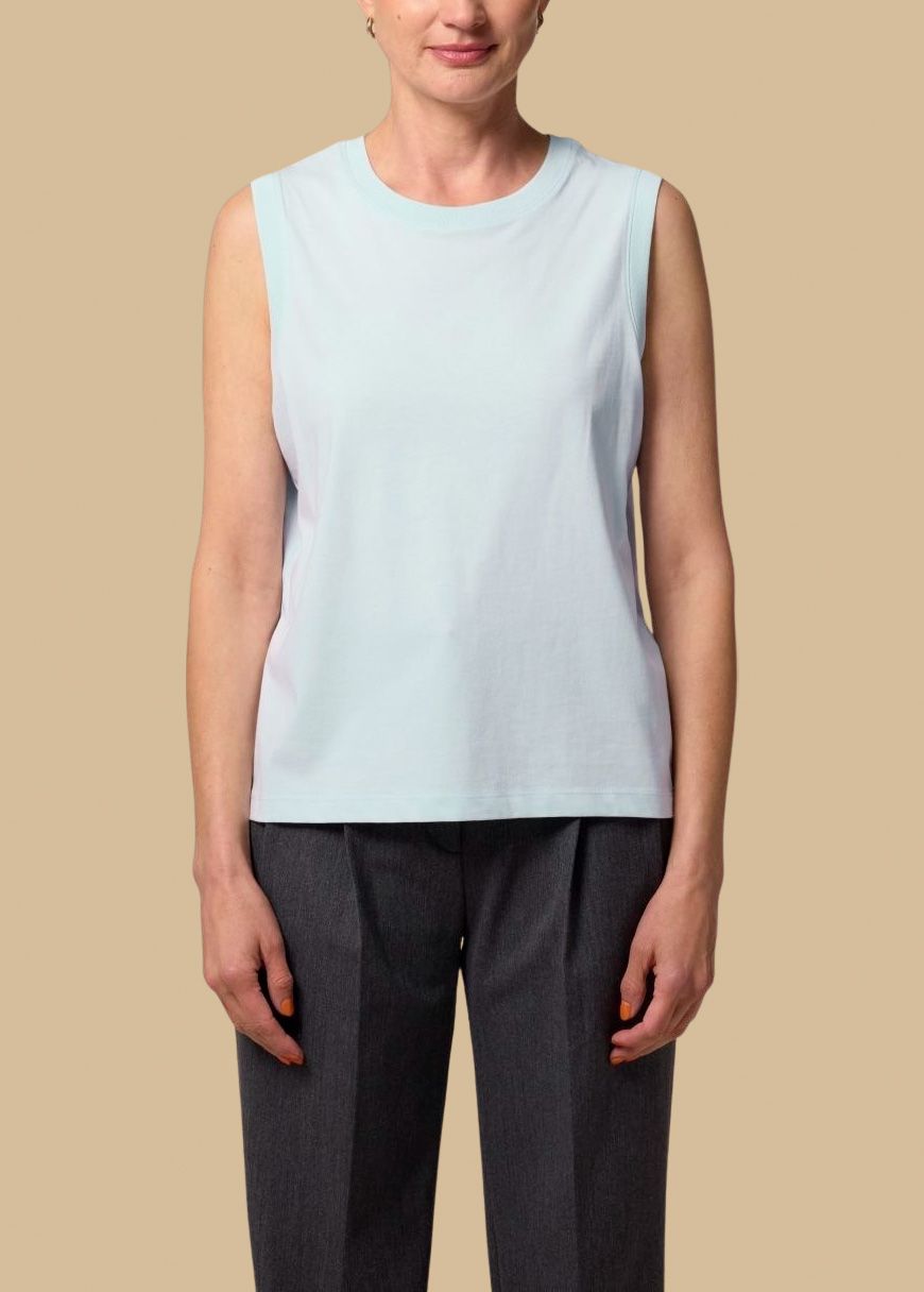Cropped_Tanktop_w_blue_ice_frei_vorne_340e4986d3 Cropped Tanktop Woman