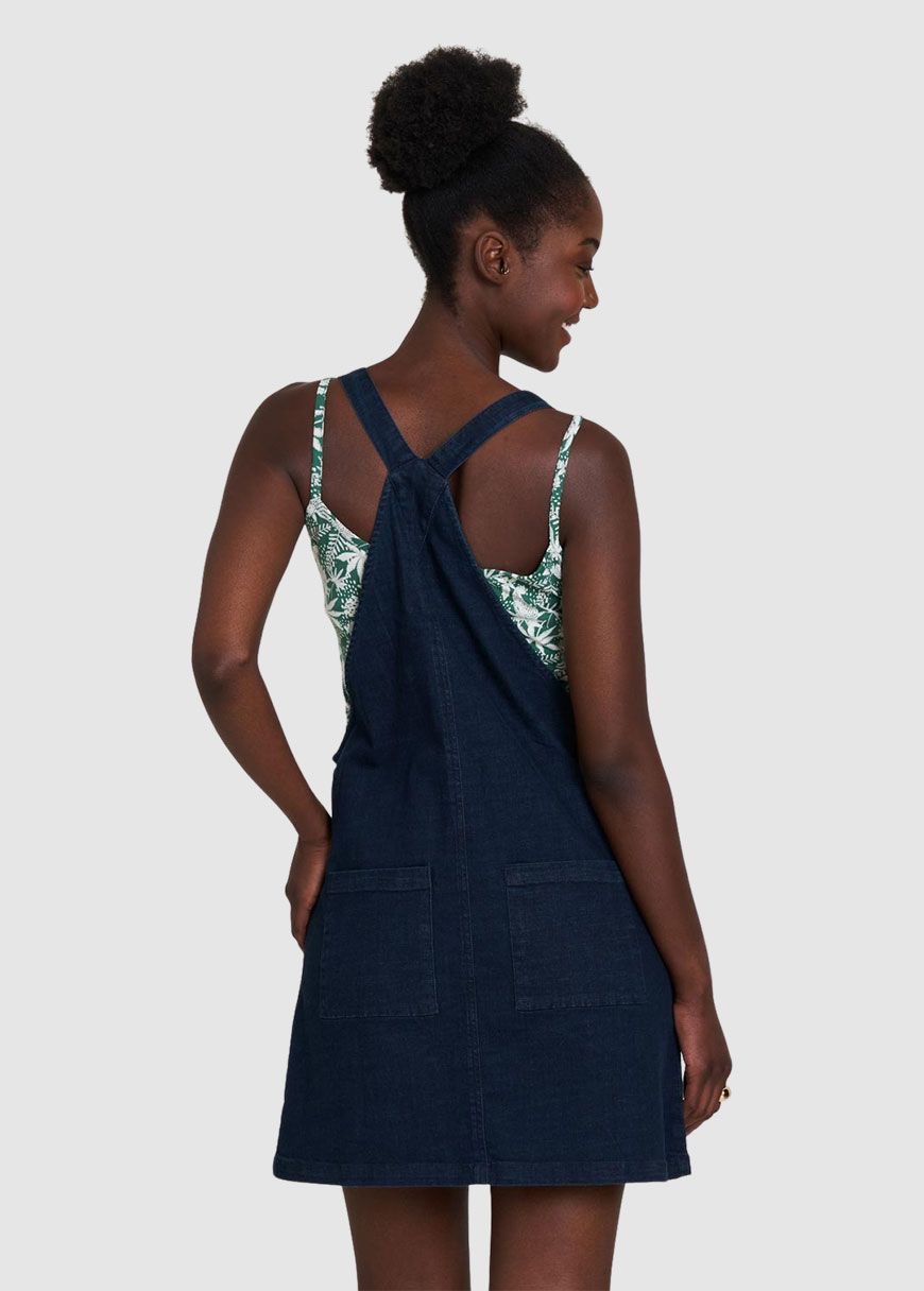 Latzkleid aus Bio-Denim Latzkleid aus Bio-Denim
