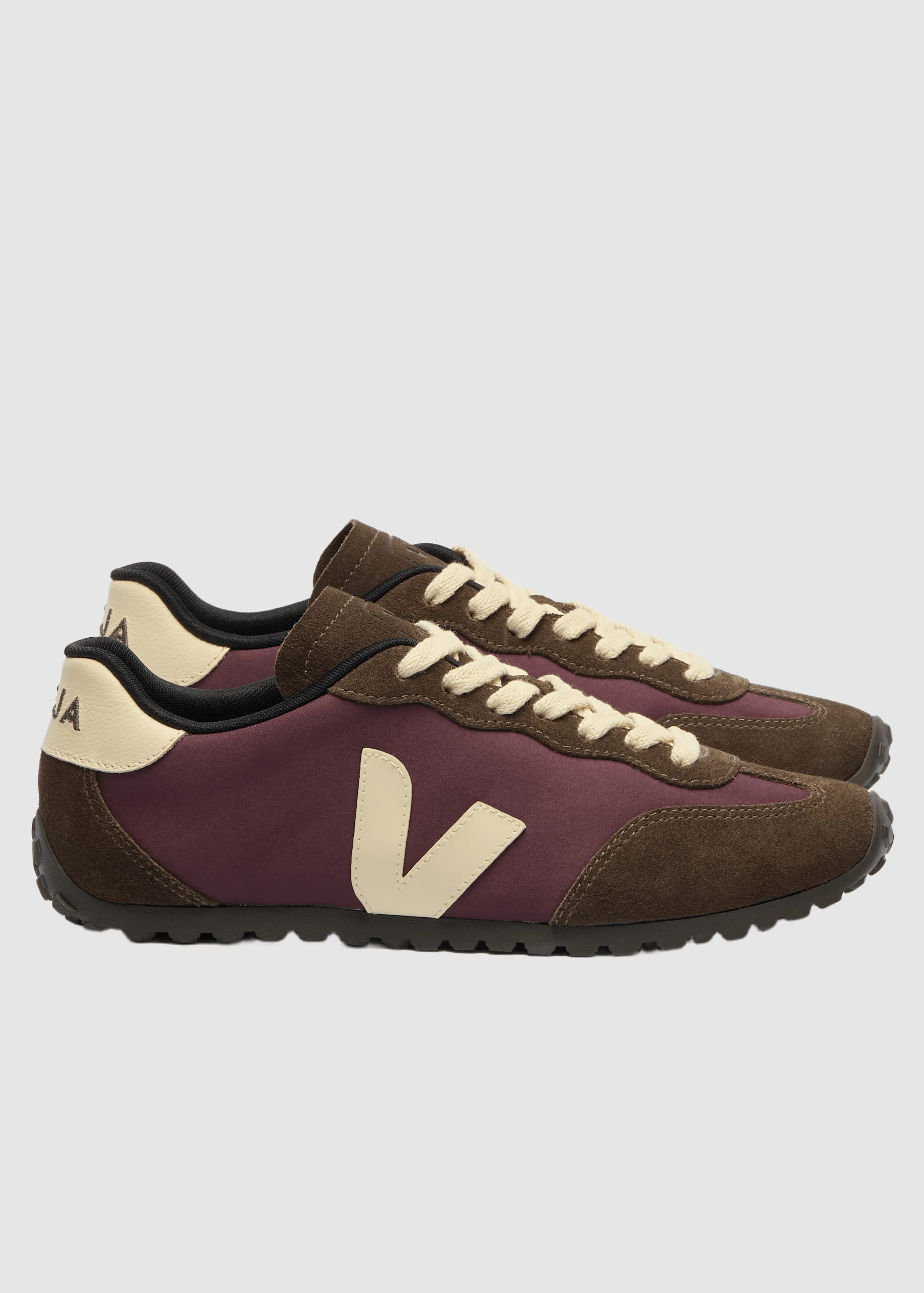 veja-gt-amarante-butter-1.jpeg GT Amarante Butter