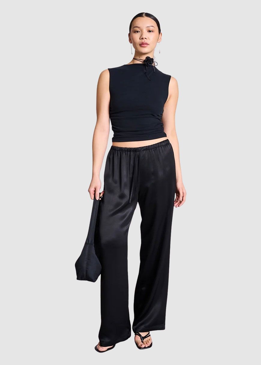 jan_n_june_fris_AW_25_JJ_8348_Black_1_f84dd3a193 Fris