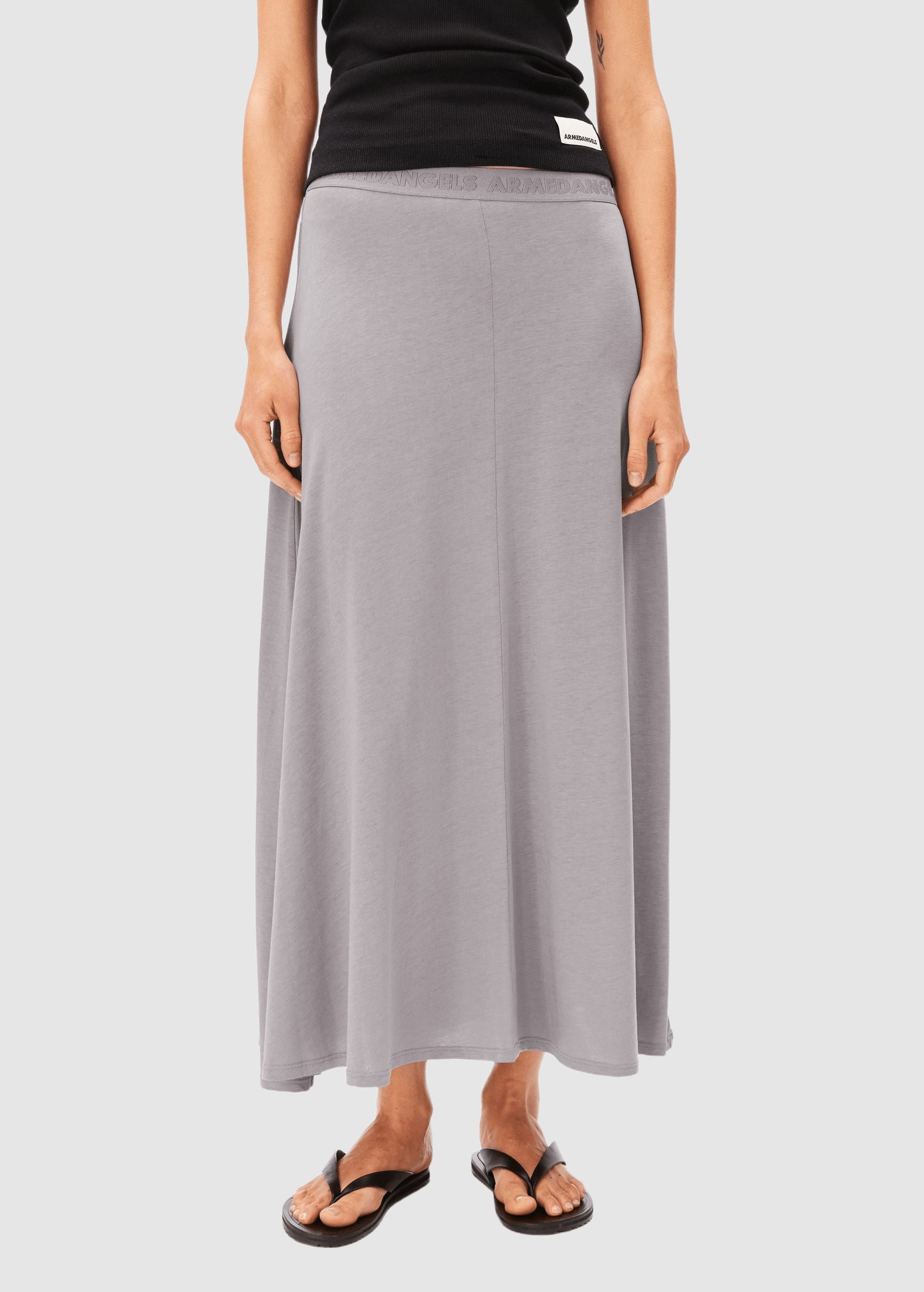 Ileniaa Laraa Midi Skirt Seal Grey Ileniaa Laraa Midi Skirt Seal Grey