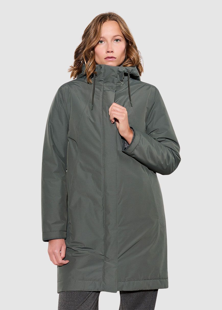 Coat Ariza