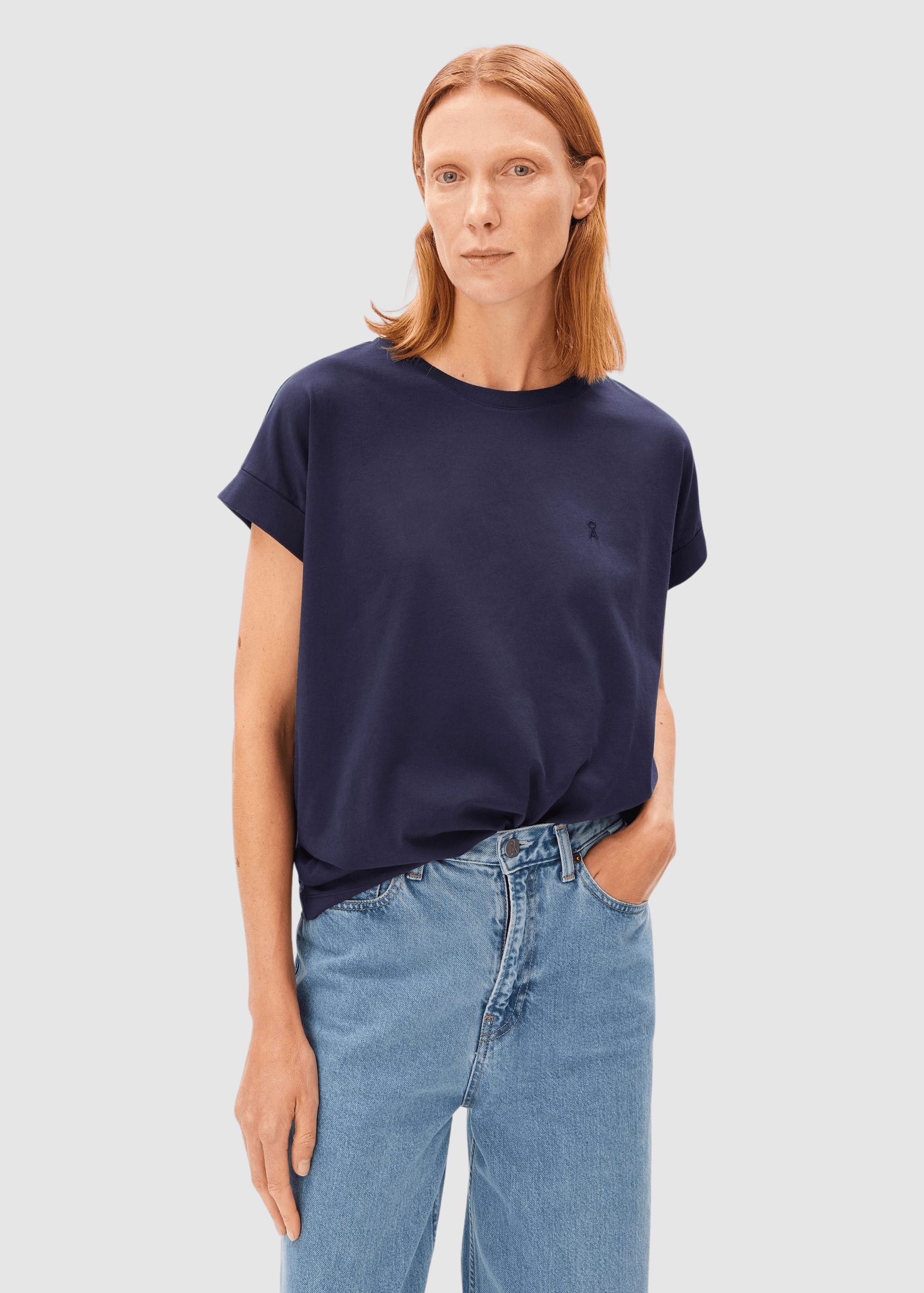 Idaara T-Shirt Tinted Navy