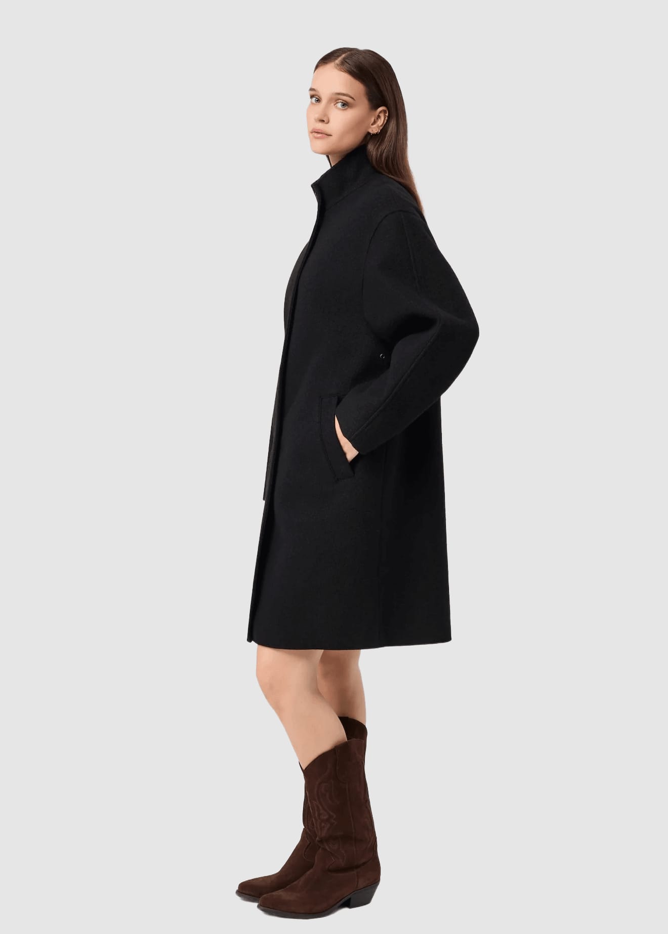 langerchen-kurzer-mantel-aus-walk-mit-membran-black-3.jpeg Kurzer Mantel Aus Walk Mit Membran Black