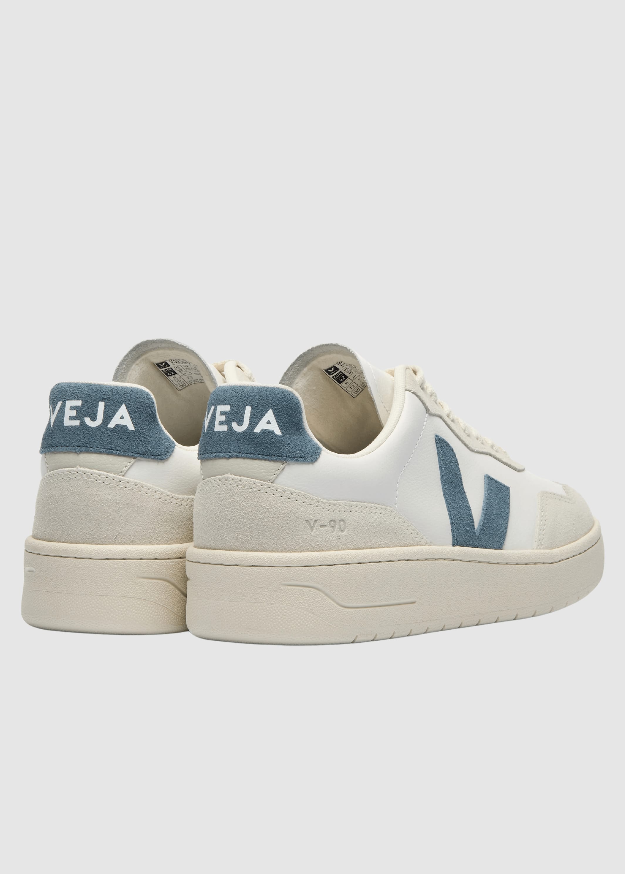 veja-v-90-extra-white-california-3.jpeg V-90 Extra White California