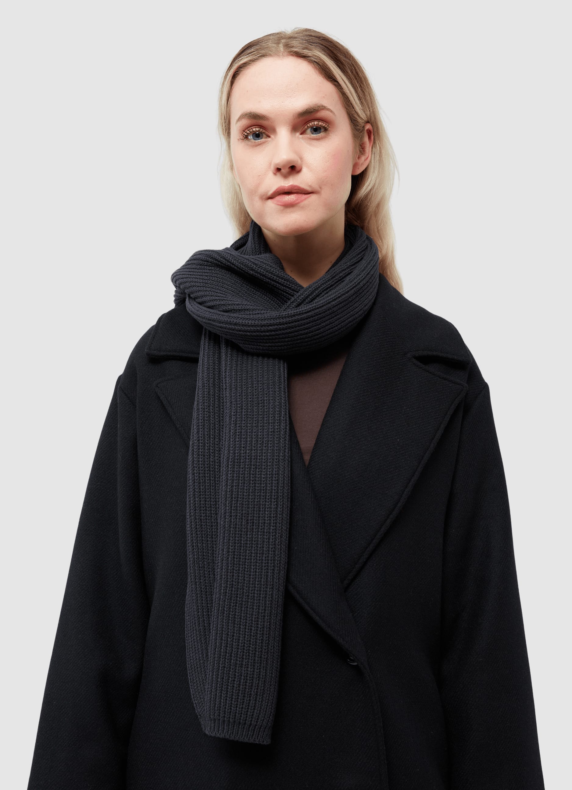 givn-gbjake-anthracite-1.jpeg Gbjake Anthracite