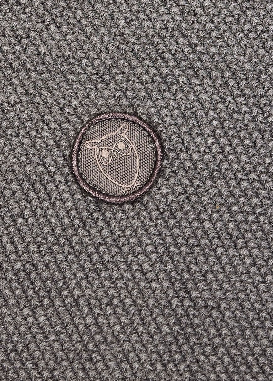 Pique Badge Knit O-Neck