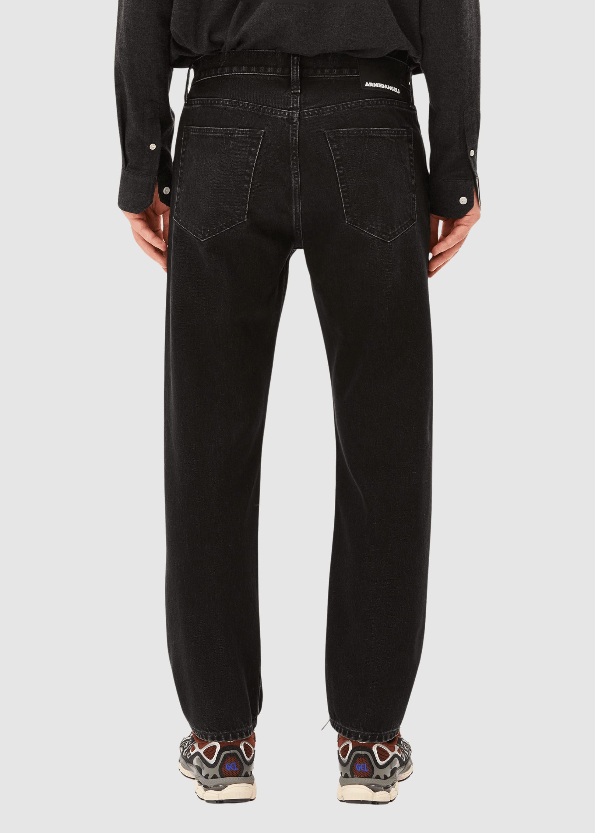 armedangels-maadox-classic-straight-jean-phantom-2.jpeg Maadox Classic Straight Jean Phantom