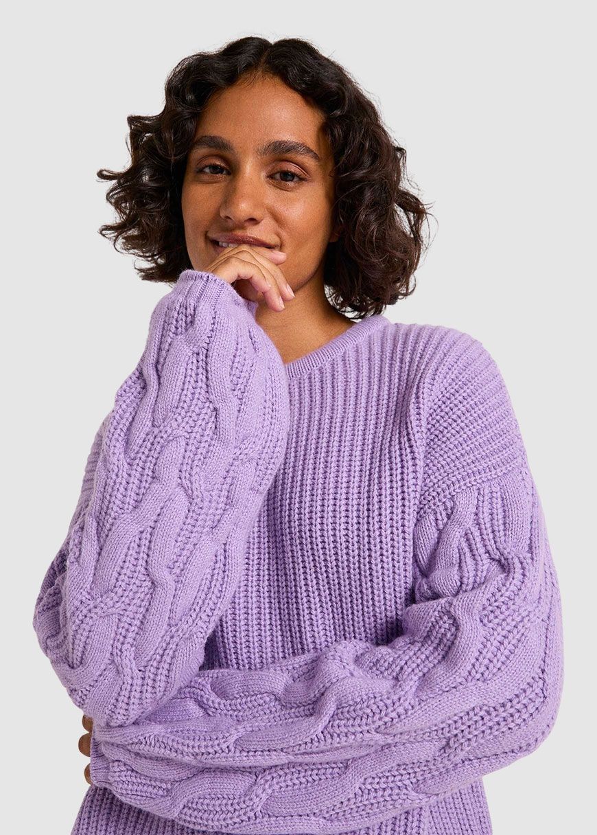 Pullover mit Zopfmuster Pullover mit Zopfmuster