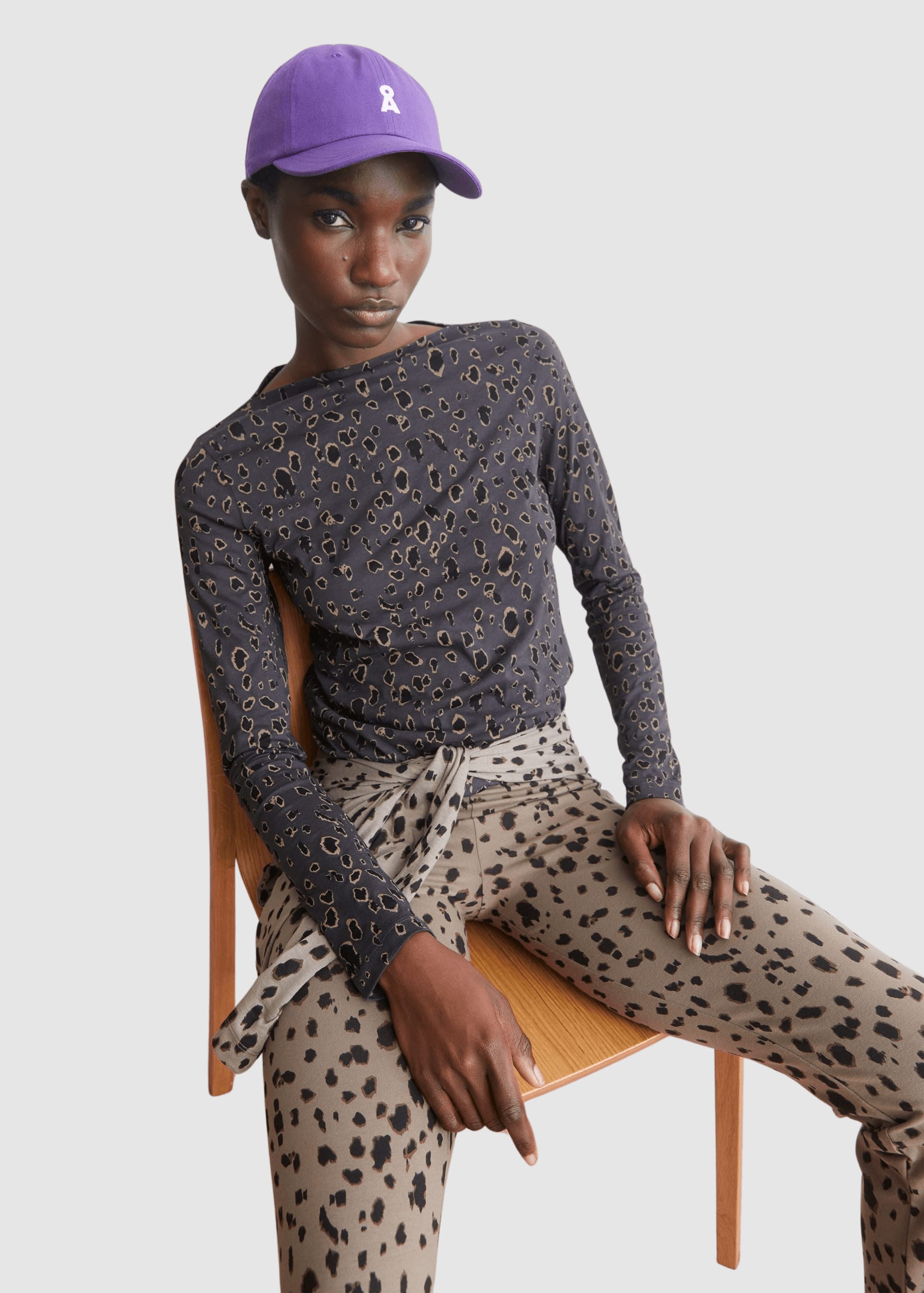 Leo Longsleeve Dark Steel