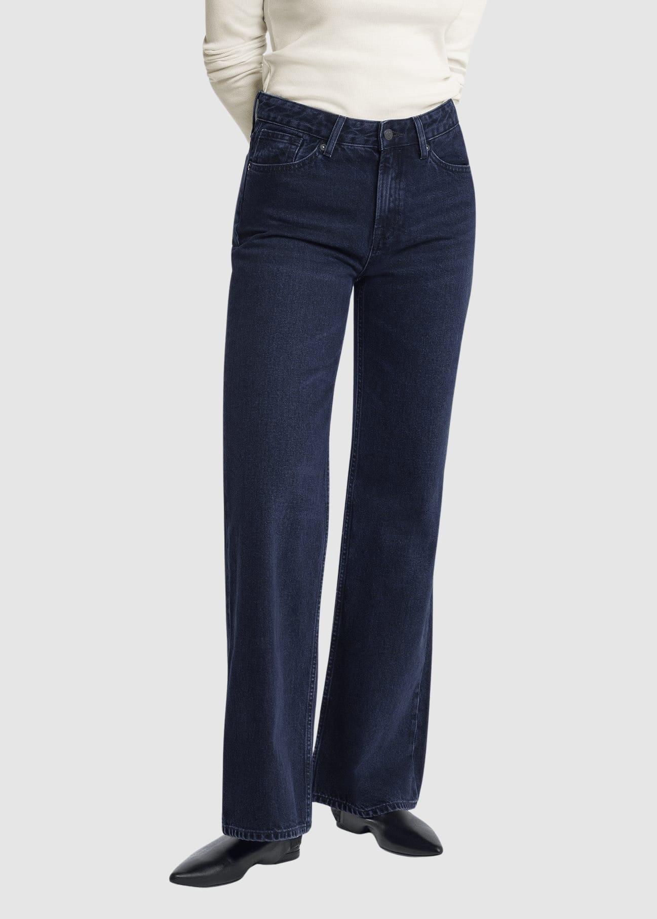 kings-of-indigo-k-o-i-jane-holo-blue-black-worn-1.jpeg Jane Holo Blue Black Worn