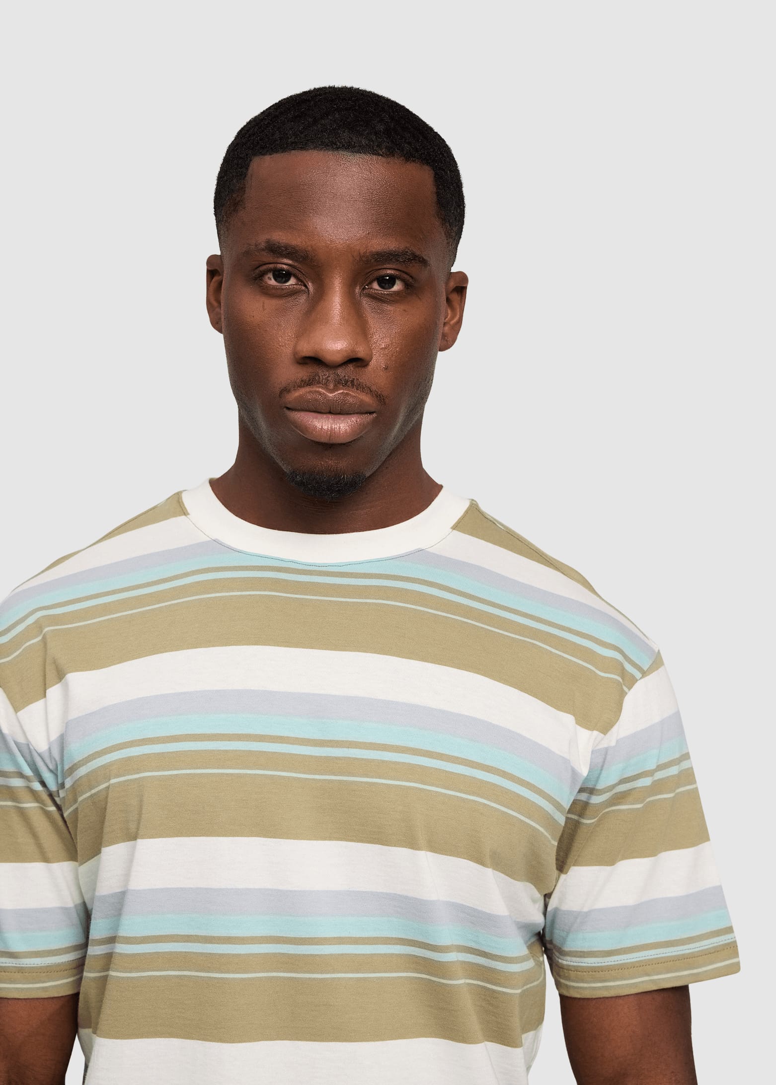 Bold Striped T-Shirt Olive Multicolor Bold Striped T-Shirt Olive Multicolor