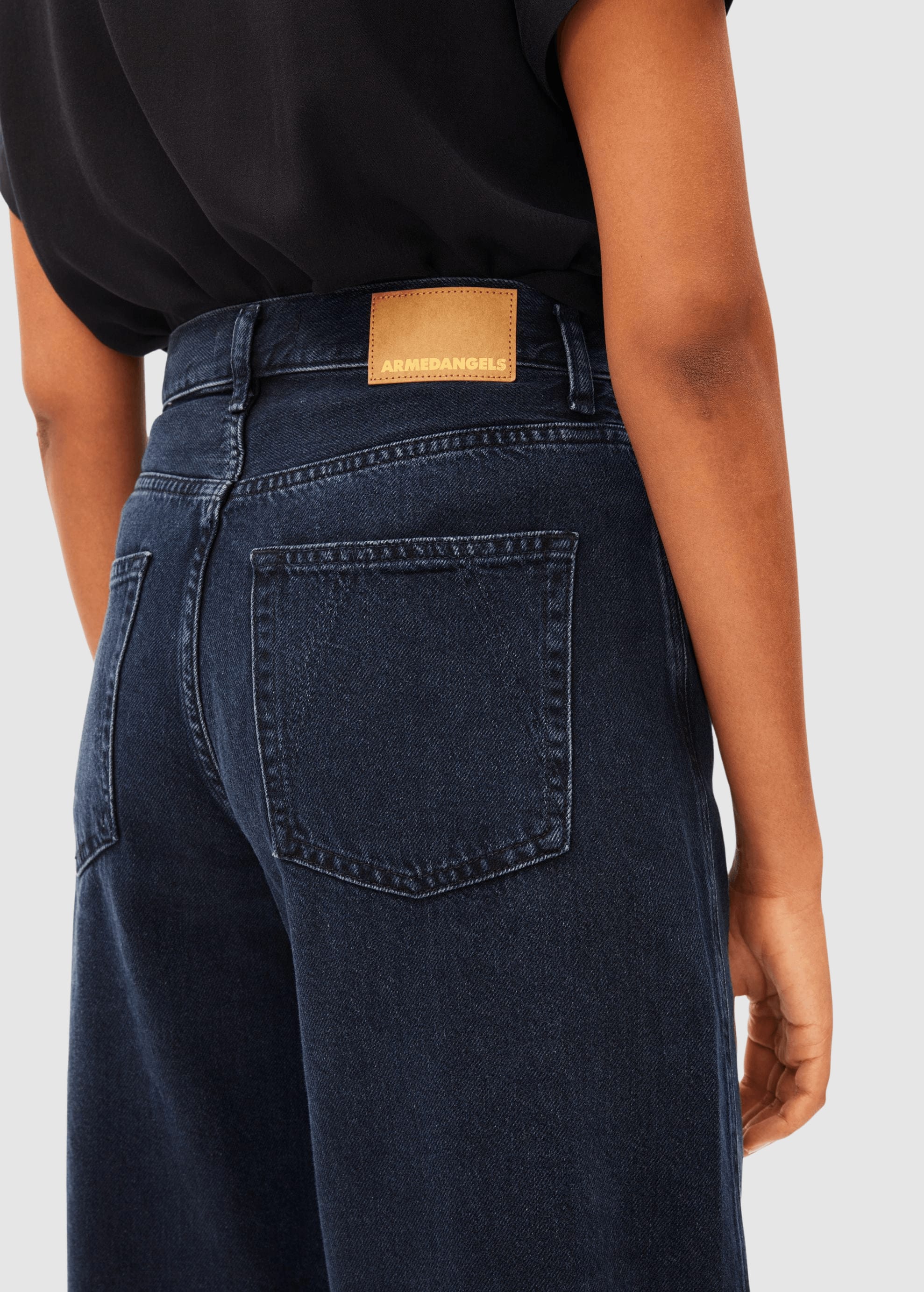 Baarly High Waist Barrel Jean Fluid Ink