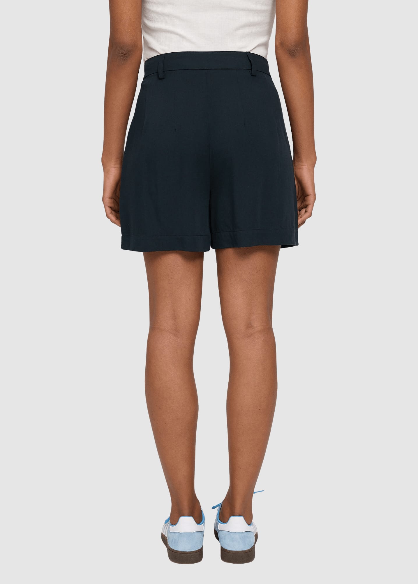 Pleated Viscose Shorts Black Pleated Viscose Shorts Black