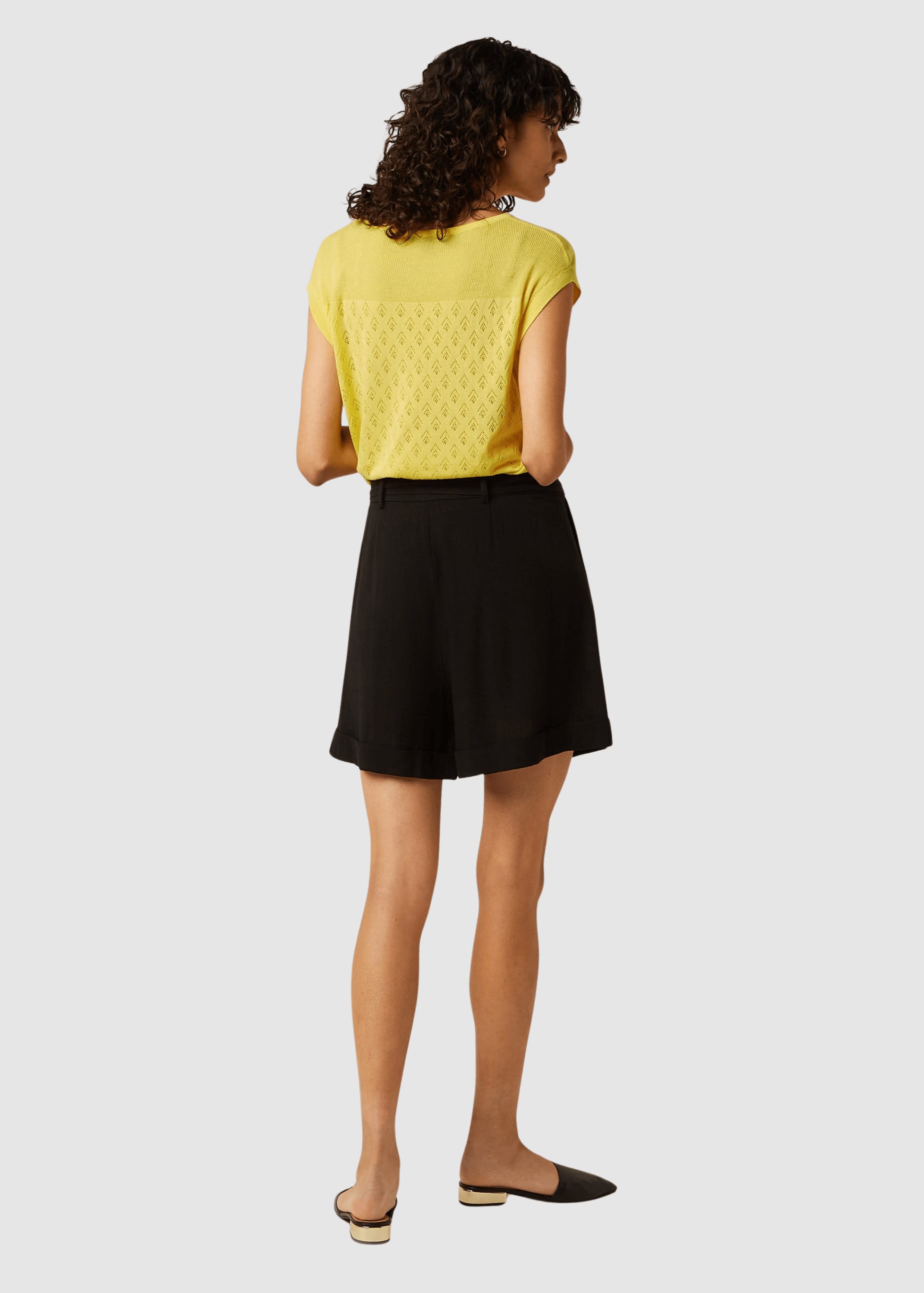 Ava Short Atomic Black
