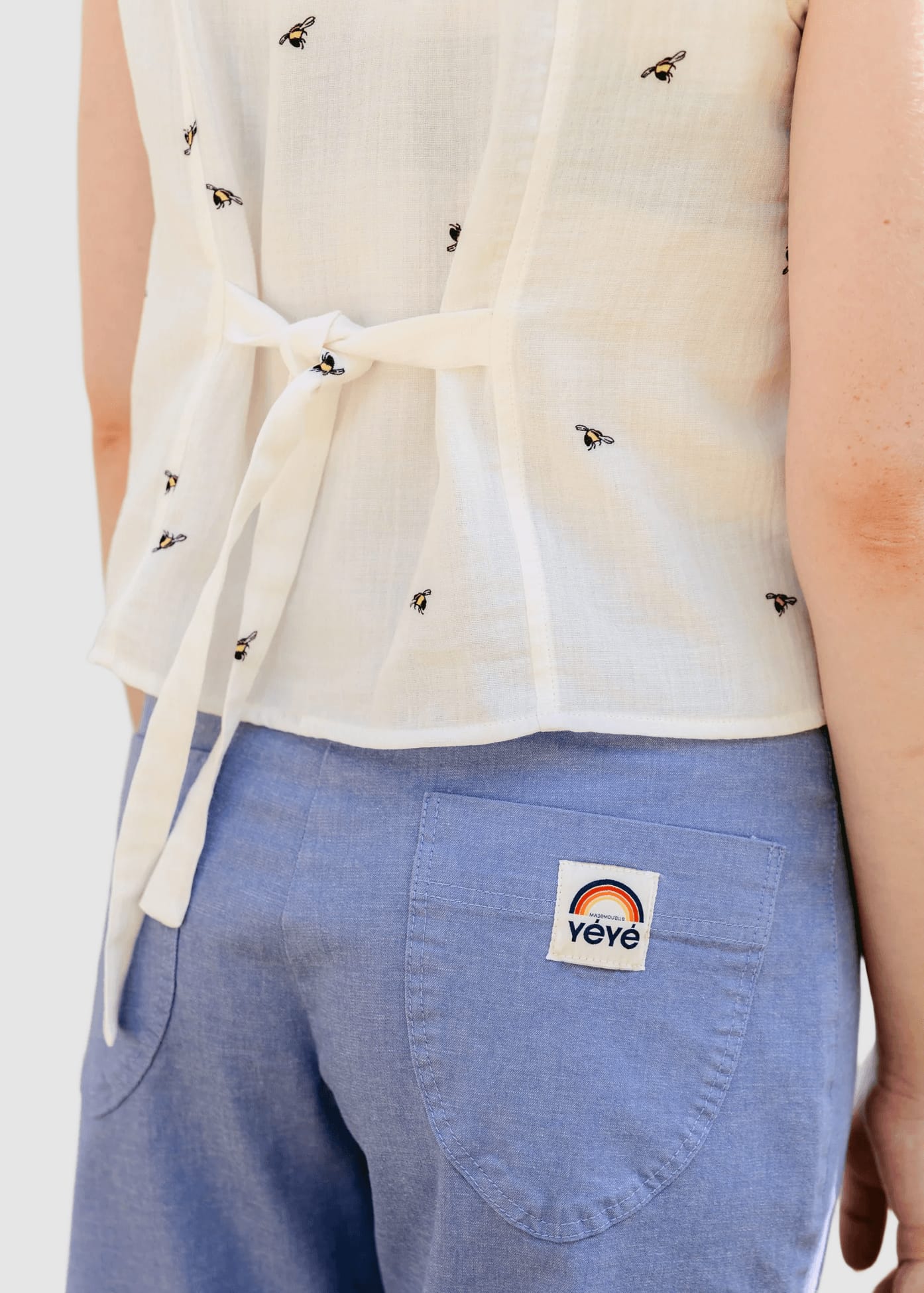 Bee Nice Vest Top White Bee Nice Vest Top White