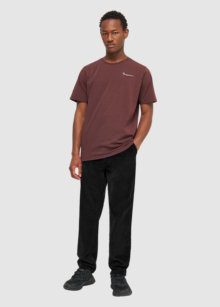 Chuck Regular 8-Wales Corduroy Chino Pants Chuck Regular 8-Wales Corduroy Chino Pants