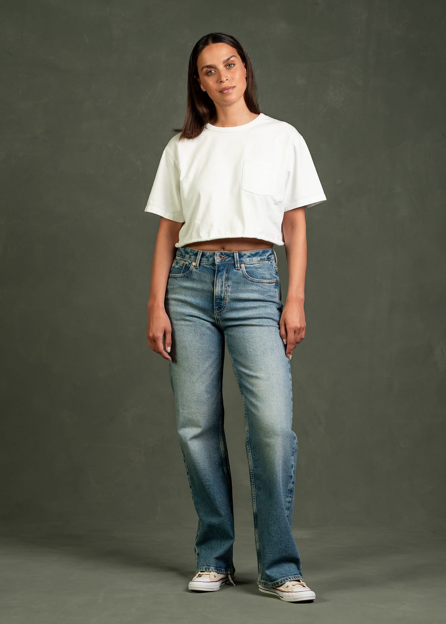 kuyichi-izabella-straight-smoked-indigo-2.jpeg Izabella Straight Smoked Indigo