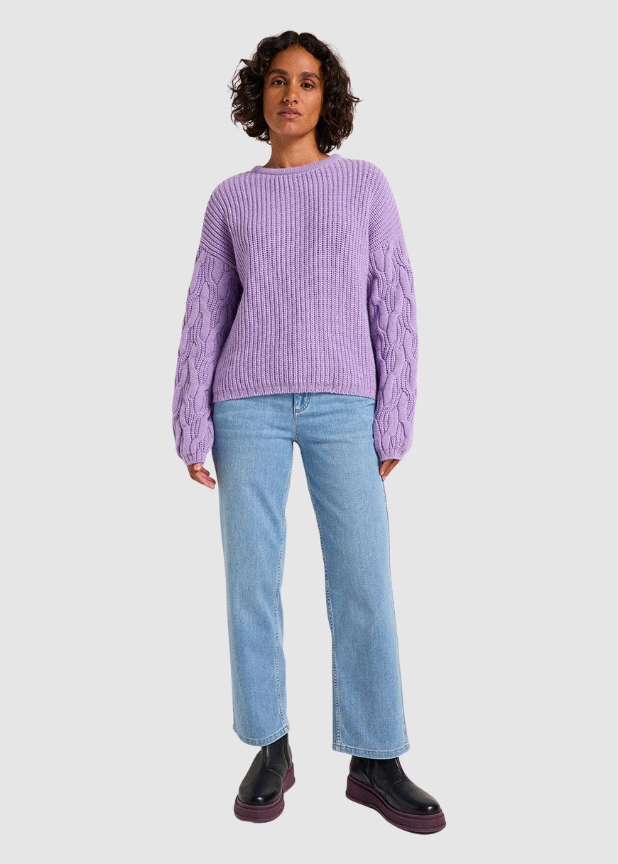 Pullover mit Zopfmuster Pullover mit Zopfmuster