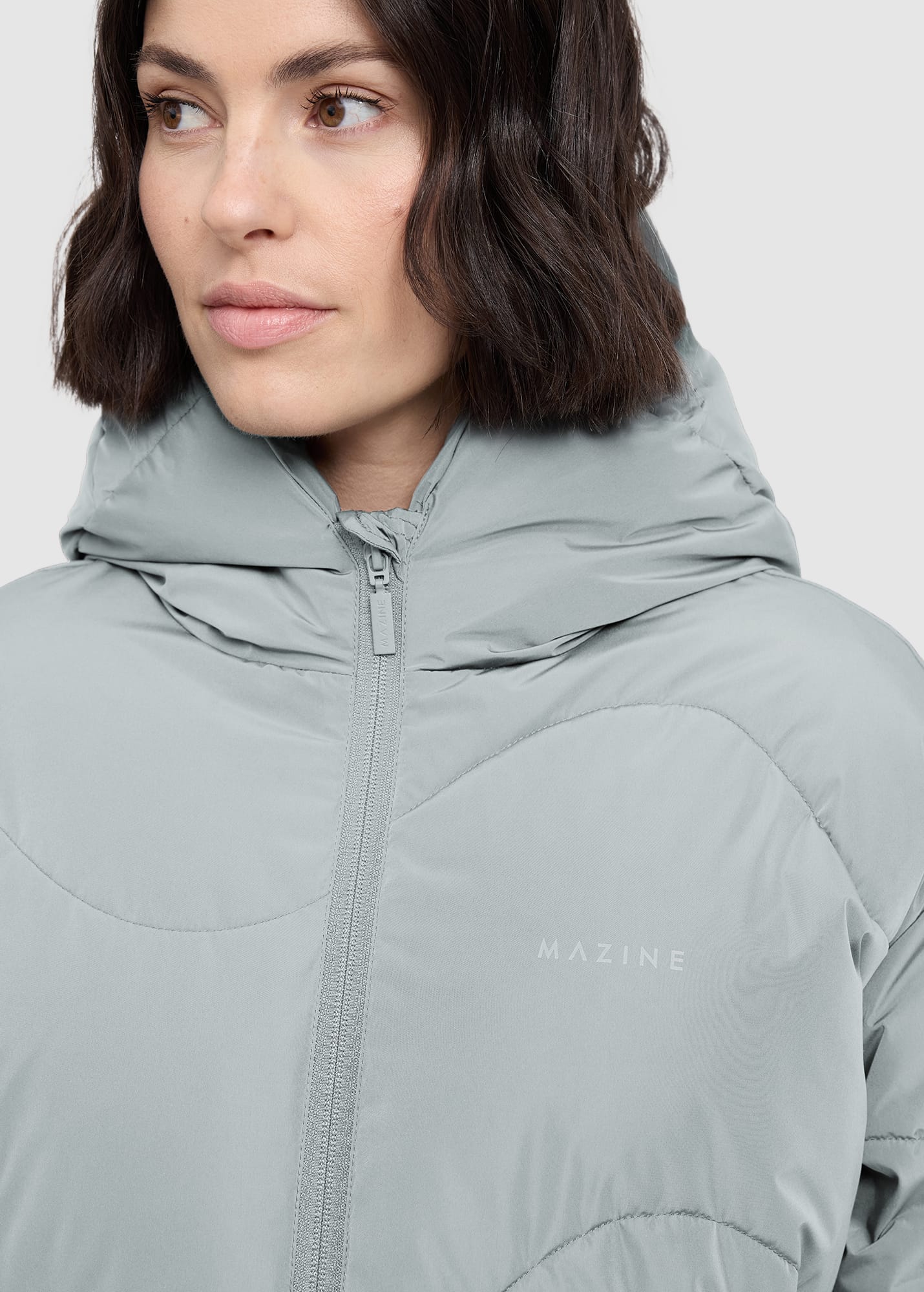 mazine-waves-quilt-short-puffer-jacket-ice-green-4.jpeg Waves Quilt Short Puffer Jacket Ice Green