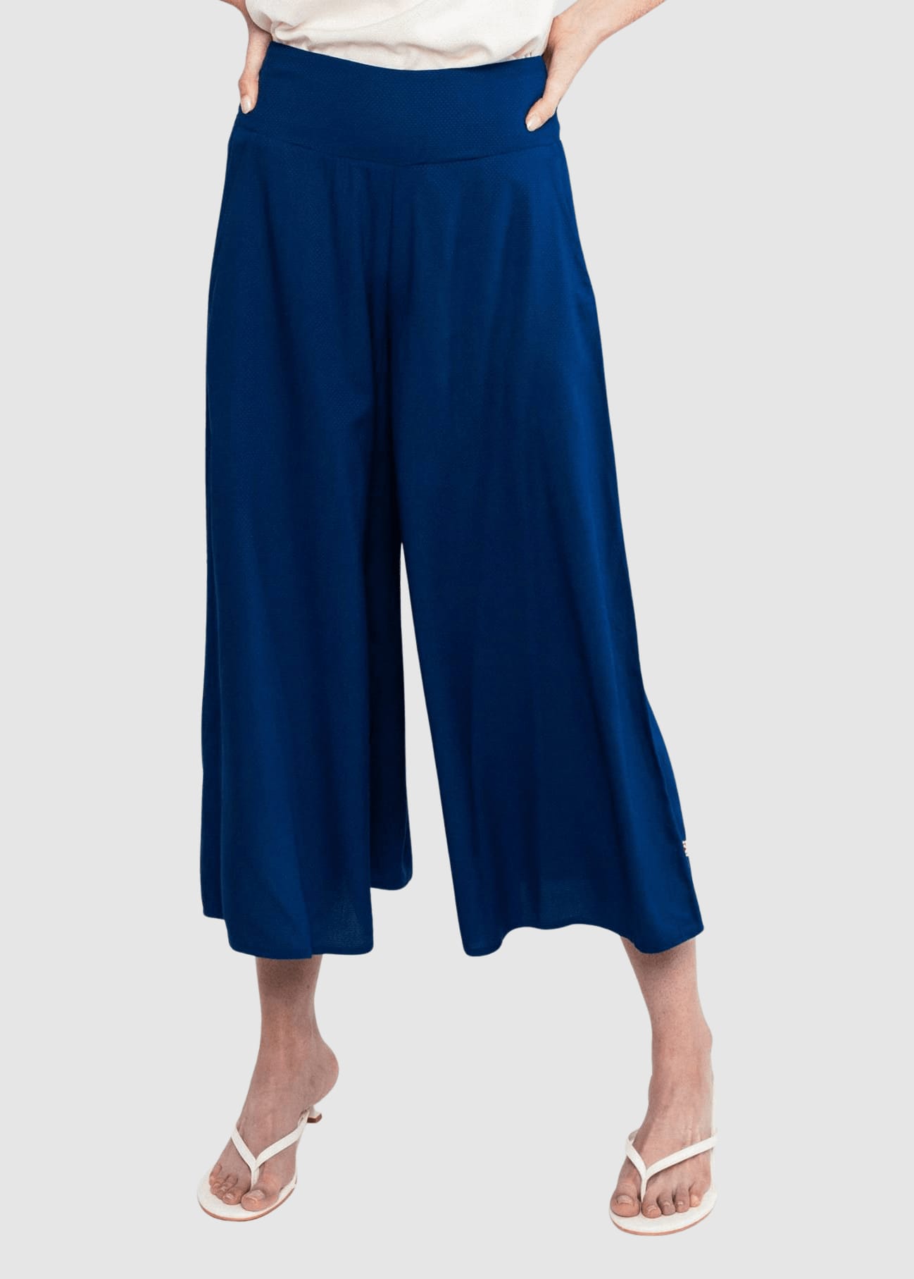 In Full Bloom Noble Blue Club In Full Bloom Noble Blue Club