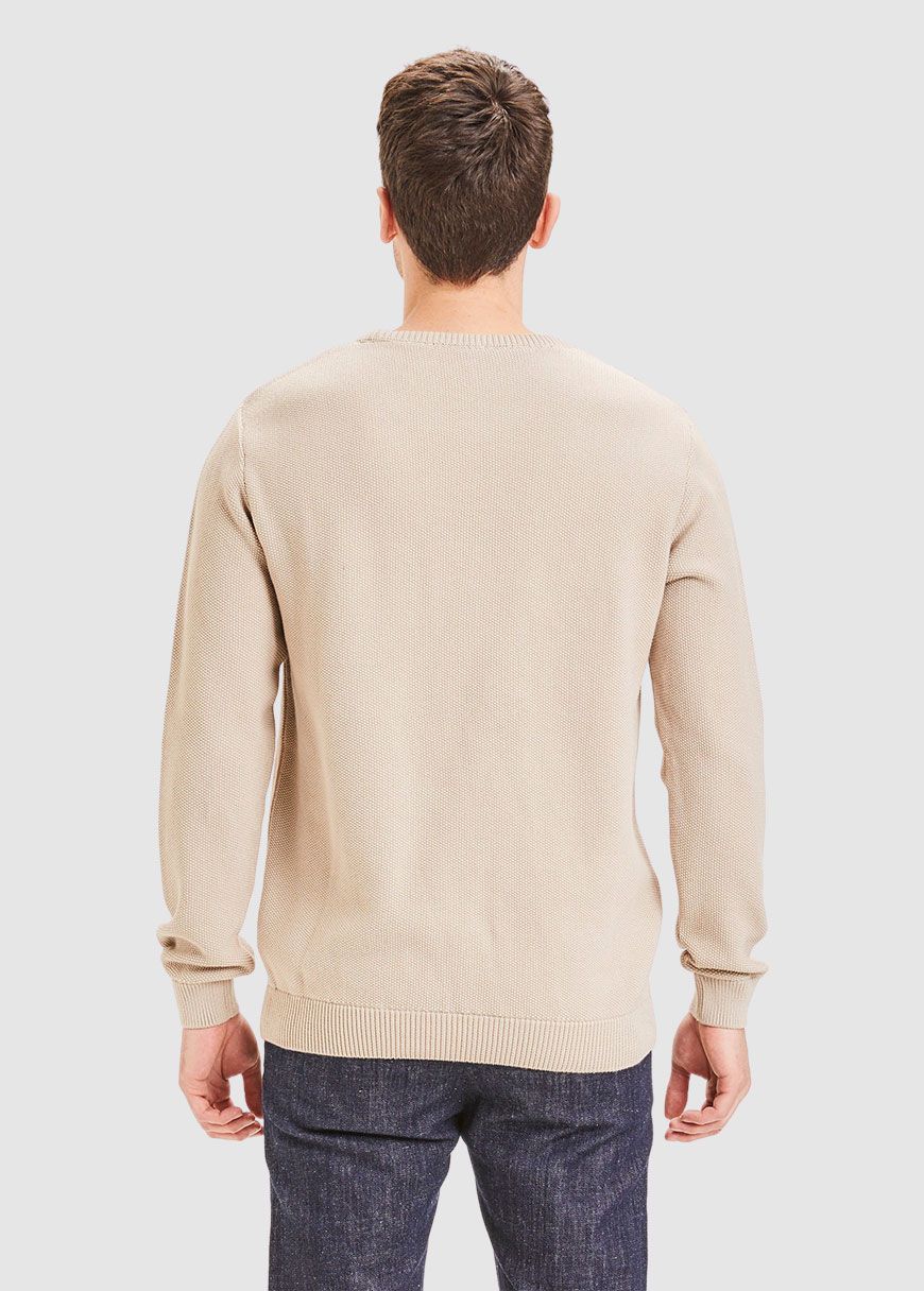 Field Pique Badge Knit O-Neck