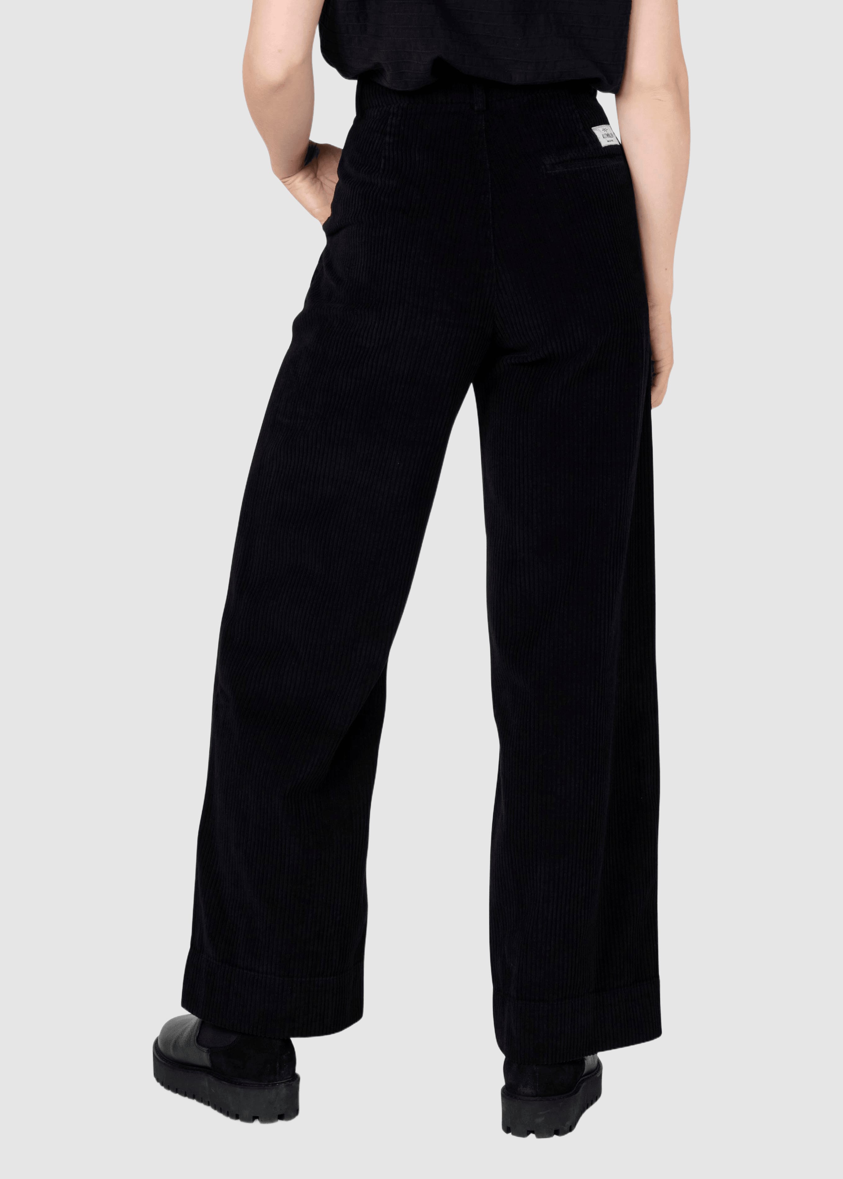 klitm-ller-collective-lydia-jumbo-corduroy-pants-black-2.jpeg Lydia Jumbo Corduroy Pants Black