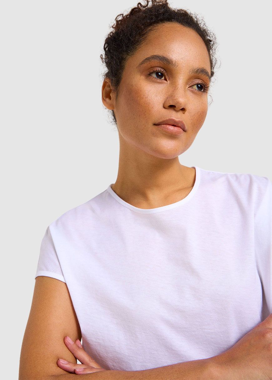 Shirt mit übers. Schulter Shirt mit übers. Schulter