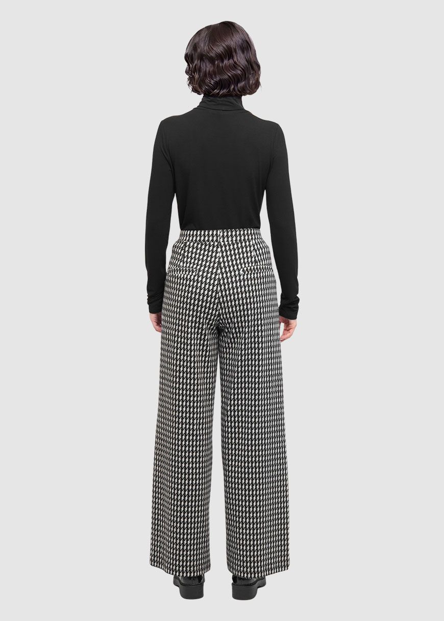 Relaxed Rhythm Trousers Relaxed Rhythm Trousers