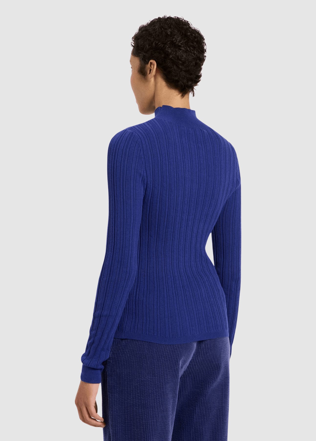 lanius-koeln-rollkragenpullover-violet-3.jpeg Rollkragenpullover Violet