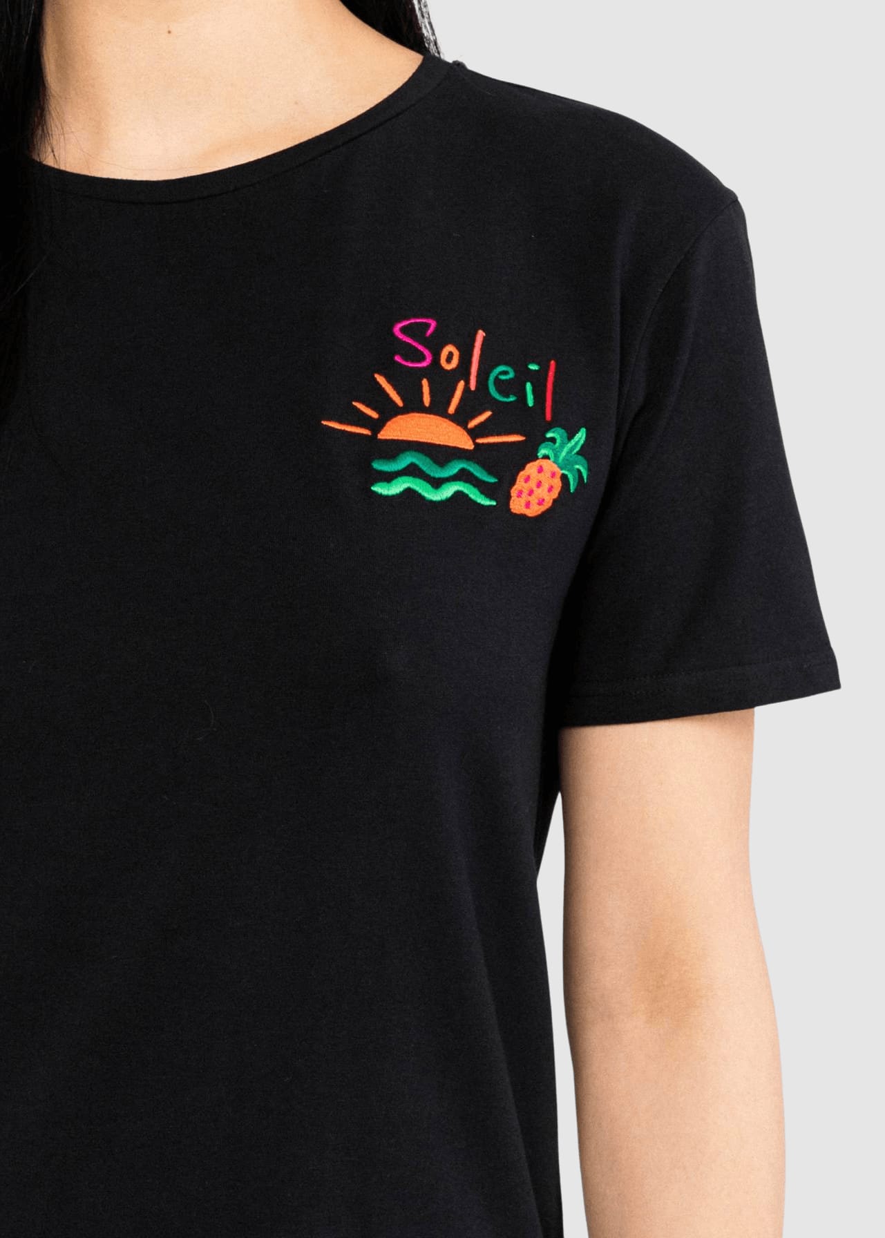 Message Tee Soleil Black And Strong Message Tee Soleil Black And Strong