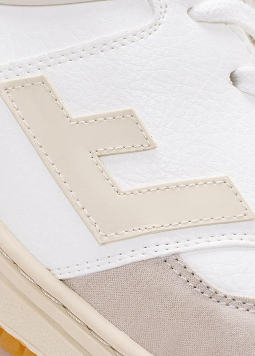 Retro 90's Sneaker Retro 90's Sneaker