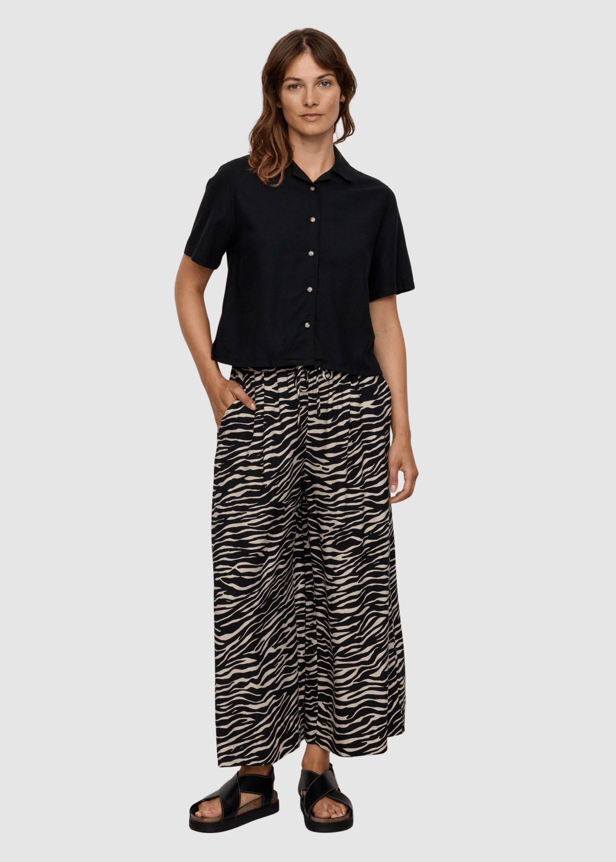 Blouse Camellia Black