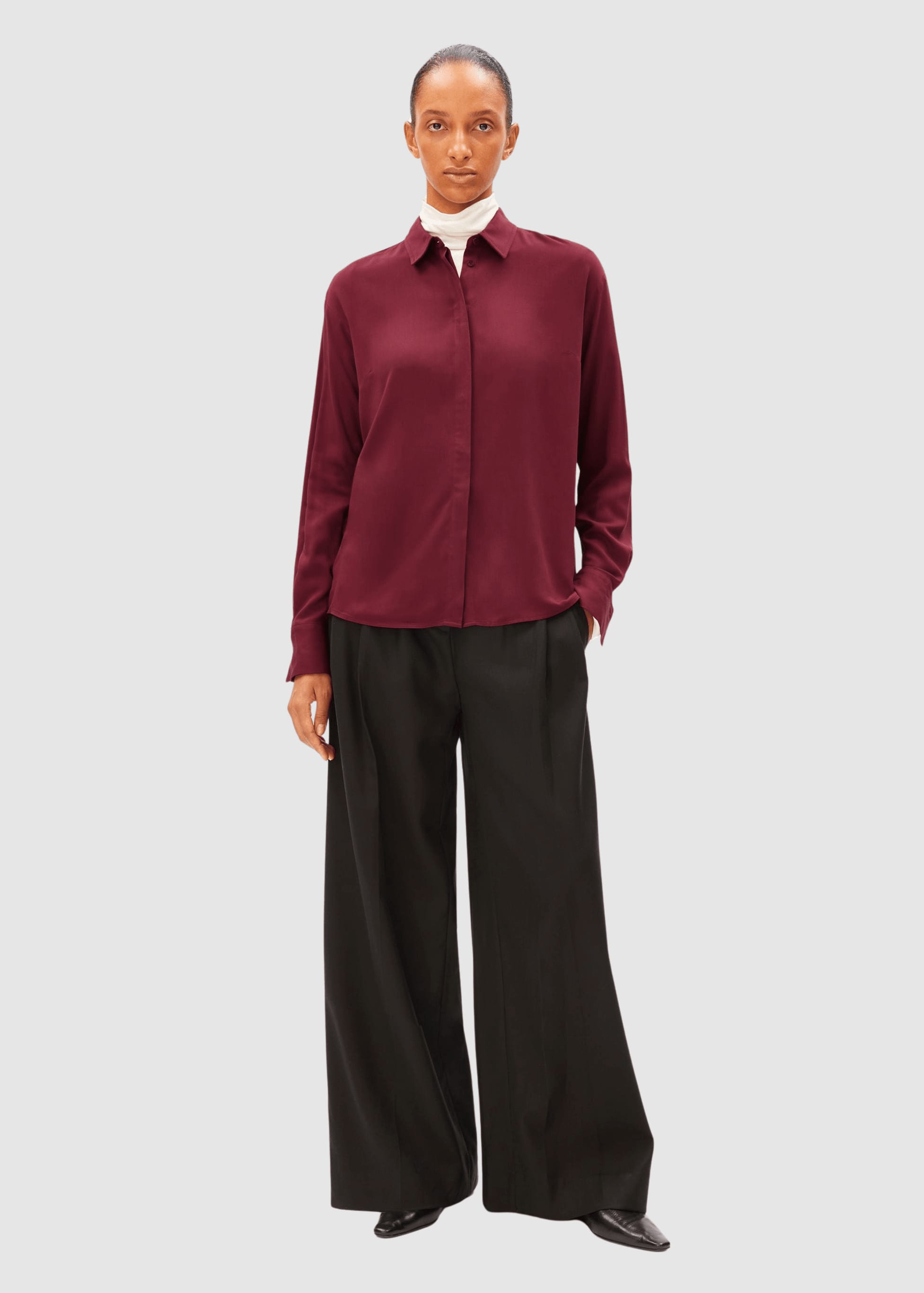 armedangels-larisaana-longsleeve-blouse-velvet-red-5.jpeg Larisaana Longsleeve Blouse Velvet Red