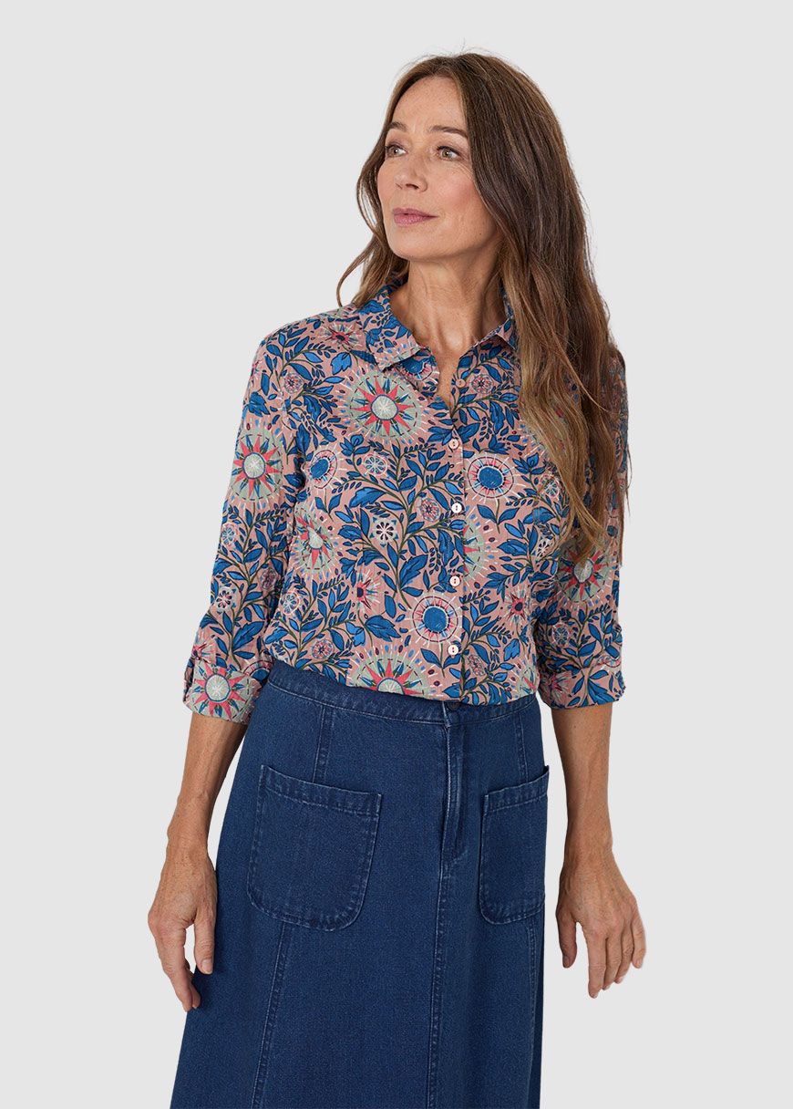 Bluse - Larissa  Shirt - Illuminated Garden Onyx